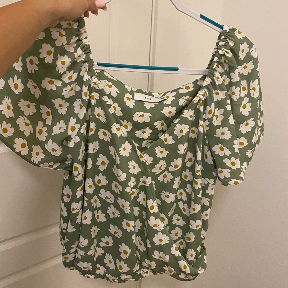 Women’s Floral Print Lush Top